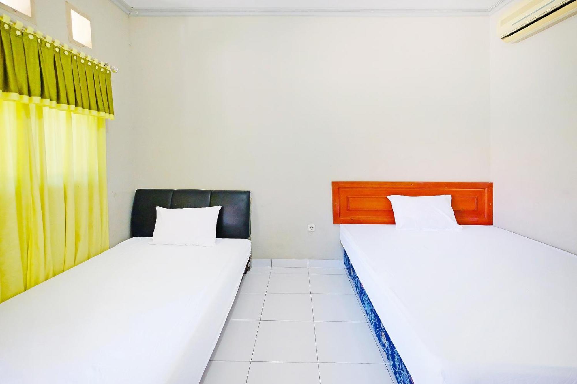 Collection O 91046 Hotel Remaja Indah Masamba Exterior foto